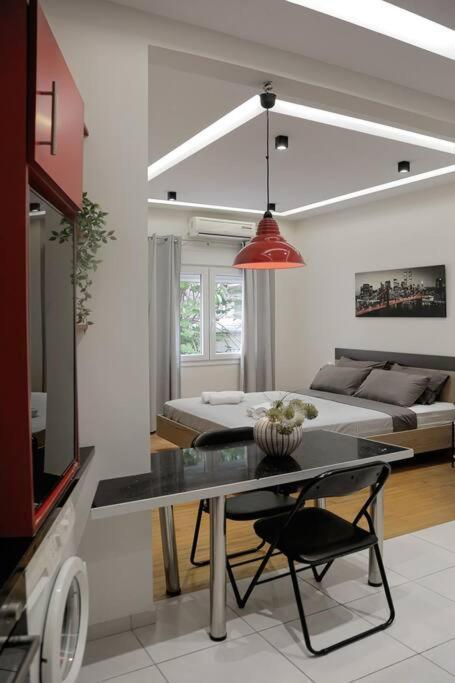 Apartment At Eksarhia Center Афины Экстерьер фото
